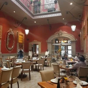 Saks San Ángel