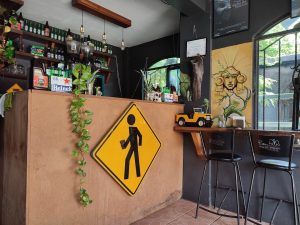 jeep bar micheladería puerto escondido