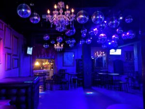 Chandeliers Los Cabos | The best LGBT club in Los Cabos | Prices