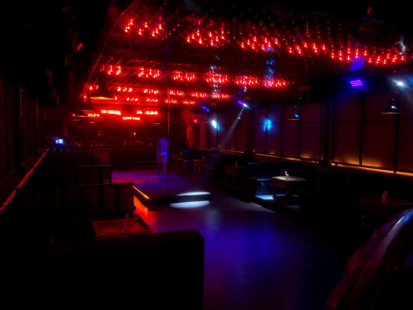 Kitty Nightspot Cabos Checa la info precios, horarios, promociones