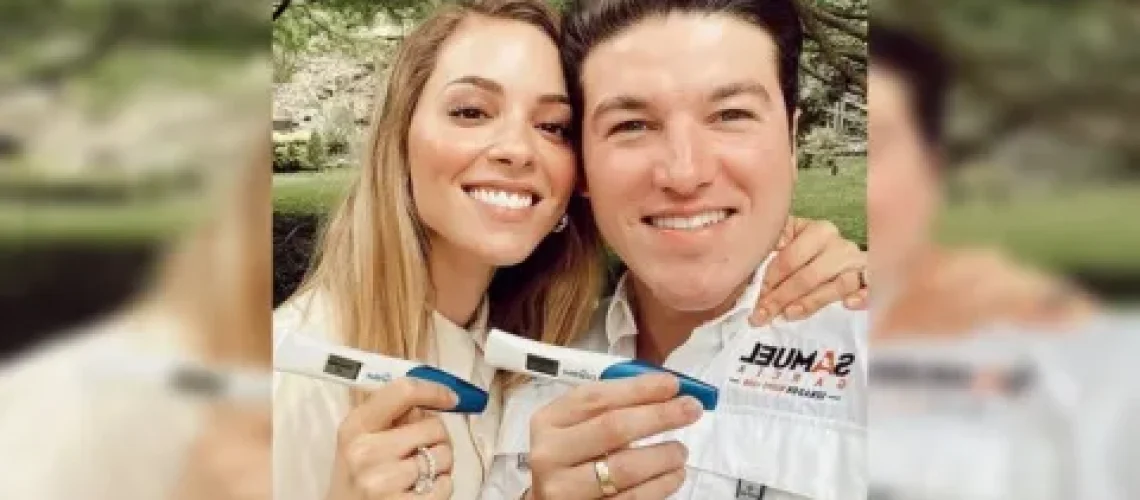 Mariana y Samuel embarazados